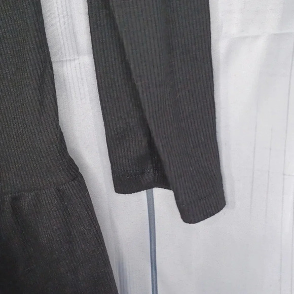 Lily Rose long sleeve ribbed black dress - Picture 4 of 7